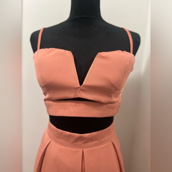 Showpo Coral A-Line Skirt Set - Picture 3 of 13